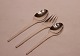 Dinner spoon, dinner fork and dessert spoon in the pattern Caravel by Georg 
Jensen of 925 sterling silver.
5000m2 showroom.