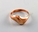 Knud Lind, Danish goldsmith. Modernist gold ring in 14 carat gold. Mid-1900