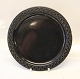 304 Chop platter 29.5 cm / 11.5" Palet Cordial Black  Nissen Kronjyden B&G 
Quistgaard  Stoneware