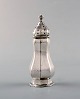 English pepper shaker in silver. Late 19th century. From large private 
collection. 
