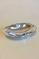 Danam Antik 
præsenterer: 
Georg 
Jensen Sterling 
Sølv Magnolia 
Skål No 2A