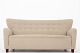 Thorald Madsen / Thorald Madsen
Sofa in original beige Hallingdal wool with legs in stained beech.
1 pc. in stock
Good condition
