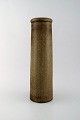 Carl Harry Stålhane for Rörstrand. Stor cylindrisk vase i glaseret keramik. Midt 
1900-tallet.