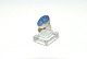 Elegant silver ring with lapis
Str 57
Sold