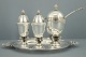 Antik 
Damgaard-
Lauritsen 
præsenterer: 
Georg 
Jensen, Johan 
Rohde; Konge 
plat de menage 
af sterling 
sølv, fem ...