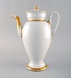 Antik Meissen empire kaffekande med gulddekoration. 1800-tallet.
