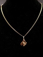 8 carat gold necklace 42.5 cm. and pendants