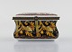Royal Crown Derby, England. Jewelry box in hand-painted porcelain. 1920 / 30