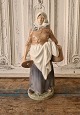 Royal Copenhagen figure - Milk girl no. 899