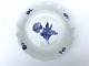 Royal Copenhagen
Blue flower
Edgy
Serving bowl
# 10/8529
*250kr