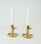 A set of low candlesticks in brass and in great used condition from the 1860s.
5000m2 showroom.