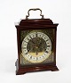 Fireplace clock of mahogany, in great antique condition.
5000m2 showroom.
