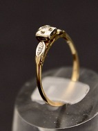 14 karat guld ring størrelse 53 med diamant