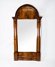 Tall mirror of polished mahogany, in great vintage condition from the 1860s.
5000m2 showroom.