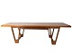 Coffee table in teak designed by Illum Wikkelsø from the 1960s.
5000m2 showroom.