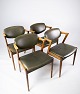 Et sæt af 4 spisestuestole, model 42, designet af Kai Kristiansen og fremstillet hos Schou Andersen i 1960erne. 5000m2 udstilling.