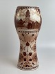 Paraplystativ, stokkeholder af keramik. Motiver fra byen Turku (Åbo) i Finland - af H.C. von Rumsolykin for Kupittaan Savi