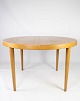 Dining table in oak with two extension plates, designed by Omann Junior from the 
1960s. 
5000m2 showroom.
