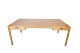 Skrivebord i elm designet af Bernt Petersen fra 1960erne.
5000m2 udstilling.
