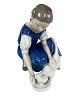 Bing og Grøndahl porcelænsfigur, Pige med kat, nr.: 1745. 
Flot stand
