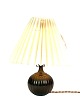 Bordlampe i diskometal af Just Andersen. 
5000m2 udstilling.
Flot stand
