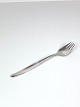 Dinner fork in Mimosa, of 925 sterling cohr silver. 
5000m2 showroom.
Great condition
