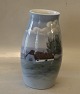Klosterkælderen præsenterer: B&G 8790-244 Vase med bondegård 22 cm Bing & Grøndahl