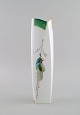 L'Art præsenterer: Modernistisk Cosmopolitan Meissen vase i håndmalet porcelæn. 1970/80'erne.