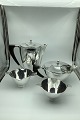 Danam Antik 
præsenterer: 
Georg 
Jensen Sterling 
Sølv Art Deco 
Kaffe og The 
Sæt No 529 A