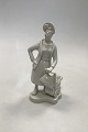 Royal Copenhagen Bode Willumsen Figur af Kvinde med Barnevogn No. 4137