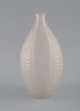 René Lalique (1860-1945), Frankrig. Acacia vase i mundblæst kunstglas med blade 
i relief. 1920/30