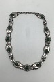 Danam Antik 
præsenterer: 
Georg 
Jensen Sølv 
Halskæde No. 1 
Grønne Sten 
(1915-1927)