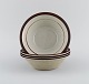 Four Knabstrup porridge bowls in partially glazed stoneware. Retro. Danish 
design, 1960/70s.
