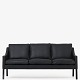 Roxy Klassik præsenterer: Børge Mogensen / Fredericia FurnitureBM 2209 - Nybetrukket 3 pers. sofa i sort ...