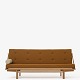 Roxy Klassik 
præsenterer: 
Poul 
Volther / 
Klassik Studio
Volther Daybed 
med ramme i 
olieret eg og 
tekstil fra ...