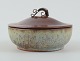 L'Art præsenterer: Arne Bang, Danmark. Art deco krukke i glaseret keramik med tilhørende bronzelåg. Smuk glasur ...