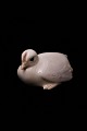 Royal Copenhagen porcelæns figur af lille kylling.
RC# 266.
Før 1923...
