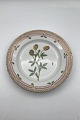 Royal Copenhagen Flora Danica Salat Tallerken No 20/3573
