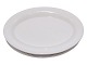 Ursula
Oblong white luncheon plate 28.3 cm.