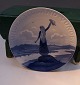 B&G Denmark Commemorative plate from 1919 "South Jutland won" with motif of waving girl at Kongeaaen.