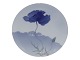 Royal Copenhagen Art Nouveau platte med blå blomst