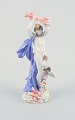 L'Art præsenterer: Meissen, Tyskland, håndmalet porcelænsfigur forestillende Zeus med lyn.