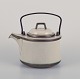 Bing & Grøndahl, "Tema". Stoneware teapot. Cast iron handle.