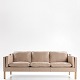Roxy Klassik præsenterer: Børge Mogensen / Fredericia FurnitureBM 2213 - Nybetrukket 3 pers. sofa i en ...