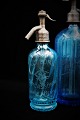 Sjælden lille model glas sifon i turkis blå farve med ...