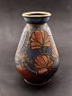 Middelfart Antik præsenterer: H A Kähler keramik vase