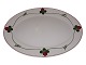 Aluminia Red Cloves
Large platter 43 cm.