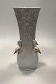 Danam Antik 
præsenterer: 
Royal 
Copenhagen Art 
Nouveau Vase 
med Påfugle 
Hoveder No 
390/236