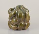 L'Art 
præsenterer: 

Christina 
Muff, Dansk 
samtidskunstner, 
født 1971.
Stor unika 
Skulpturel vase 
i stentøjsler 
...