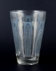 René Lalique, France.
Large "Gobelet Six Figurines" vase in clear glass with blue figures.